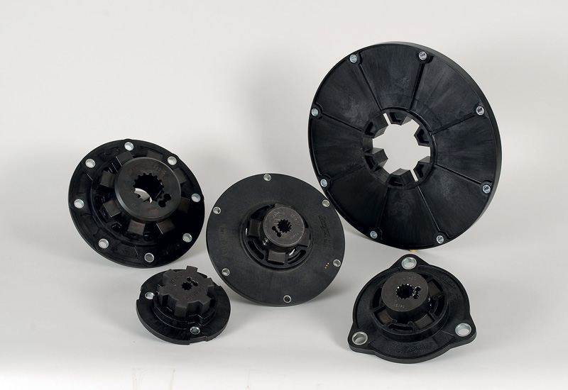 LK torsional couplings in different sizes and designs.